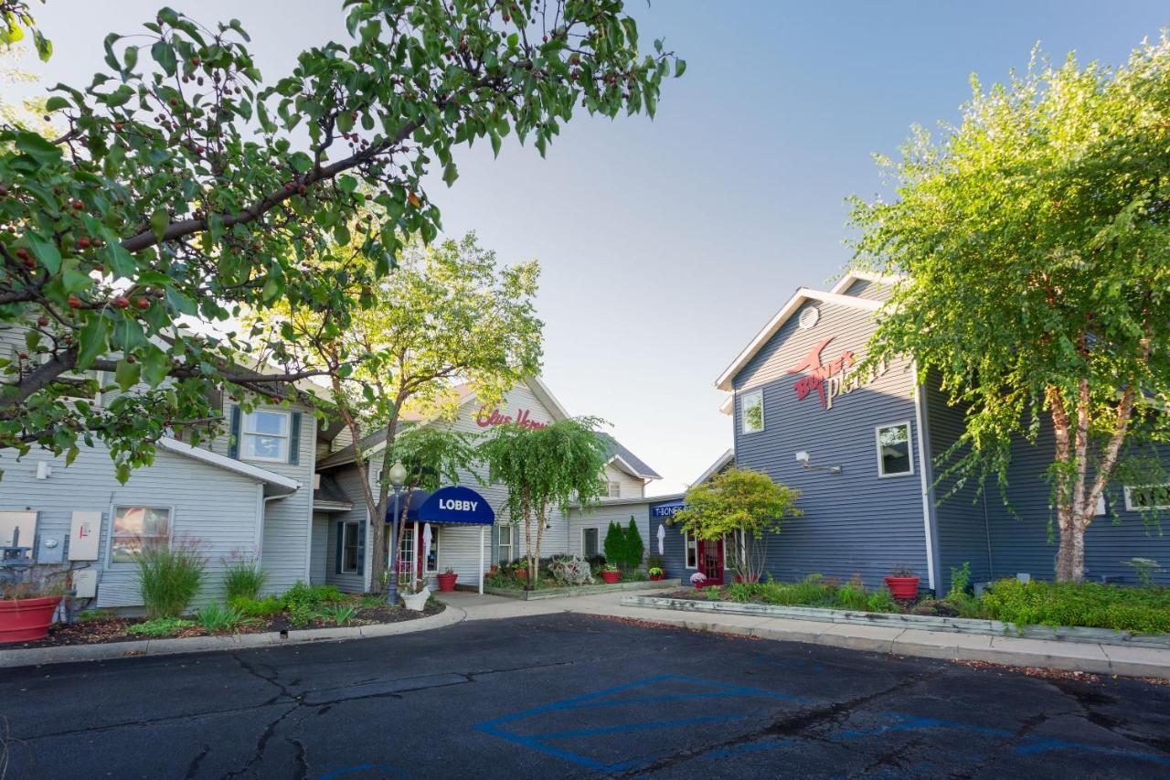 The Blue Heron Inn La Porte Экстерьер фото